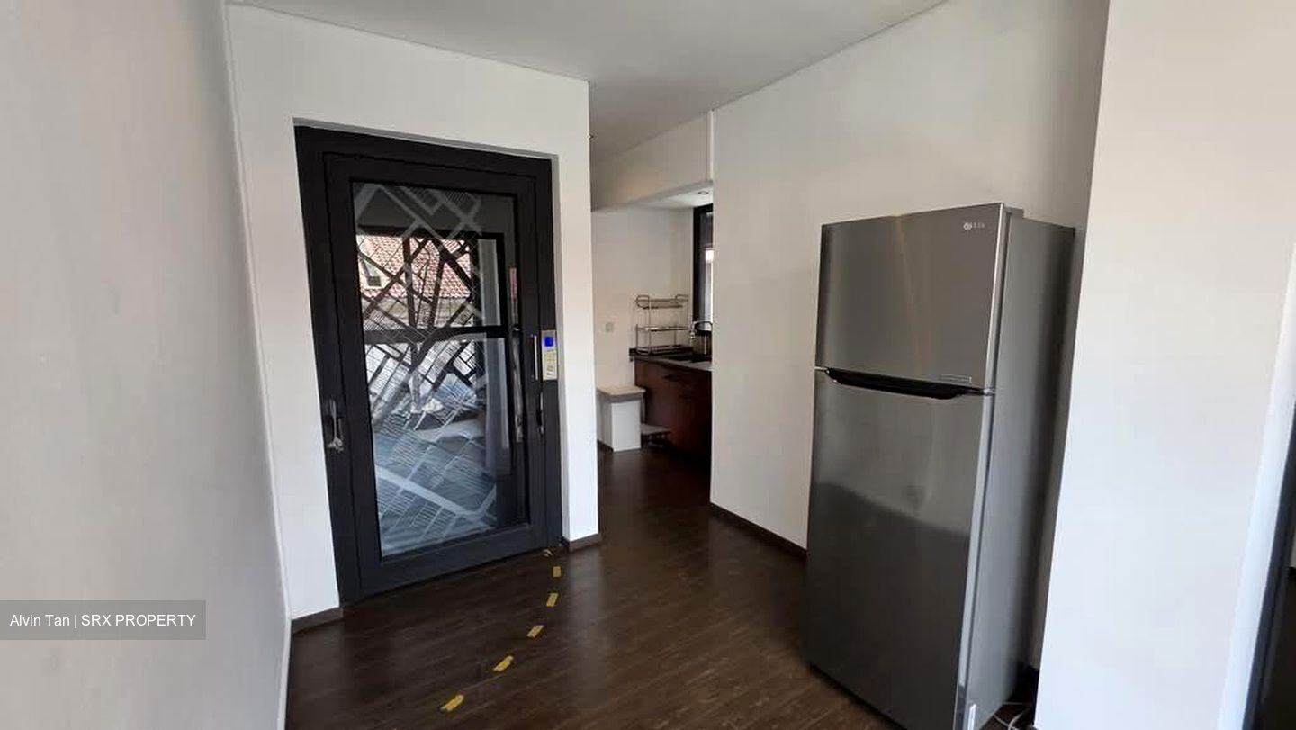 Jalan Besar Plaza (D8), Shop House #600250391